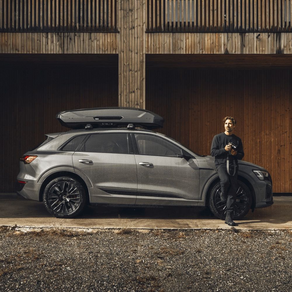 Thule Motion 3 XL Roof Box Low Black 400L