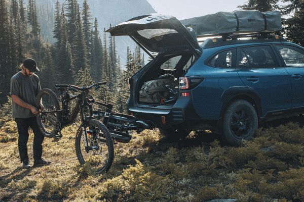 Loading the Thule Epos